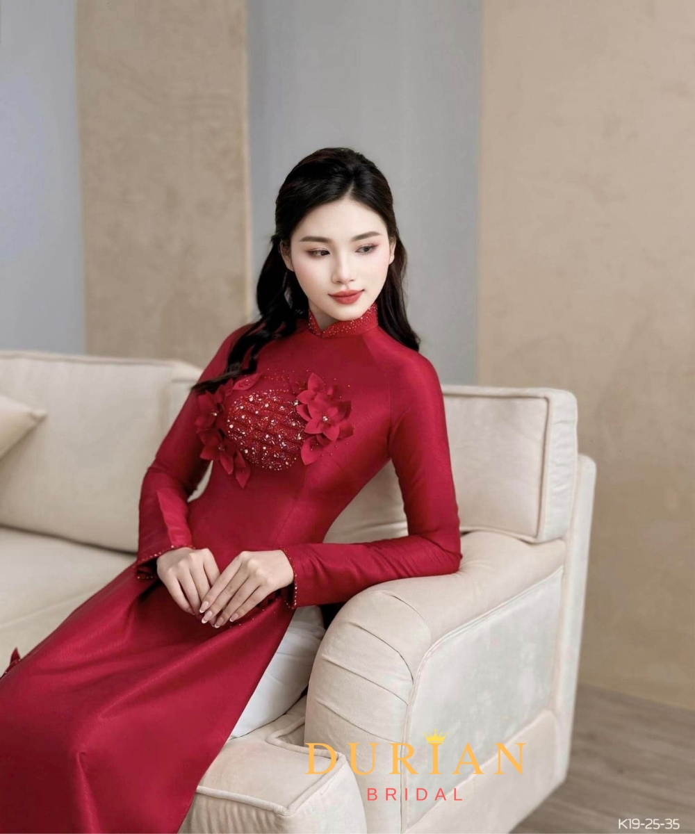 Áo dài cưới màu đỏ mẫu 2