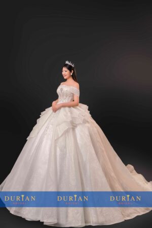 Những lưu ý khi trước khi thuê váy cưới