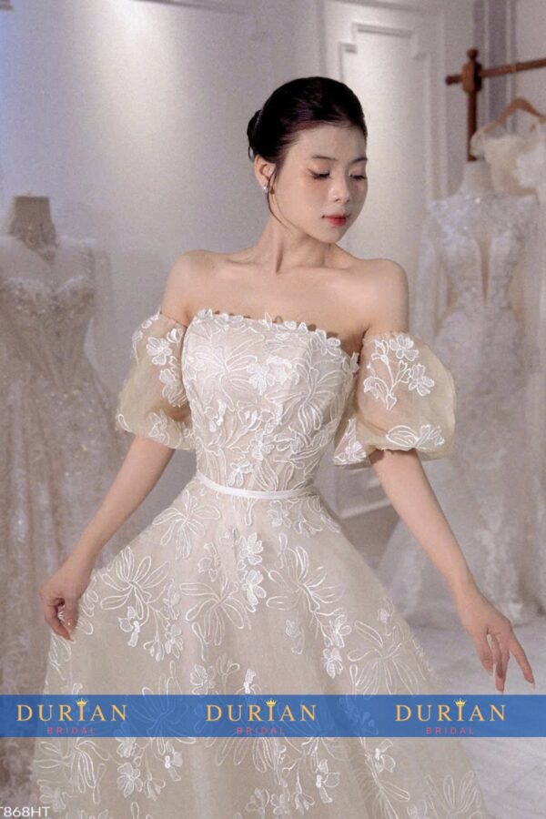 Váy cưới đi bàn DR8879