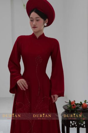 Áo dài ăn hỏi cặp đôi đính kết hoa sen thủ công DR6610