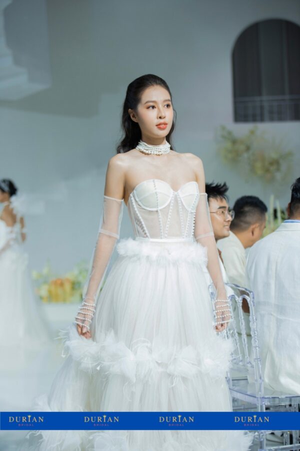Váy cưới đi bàn dr2207 mẫu 2